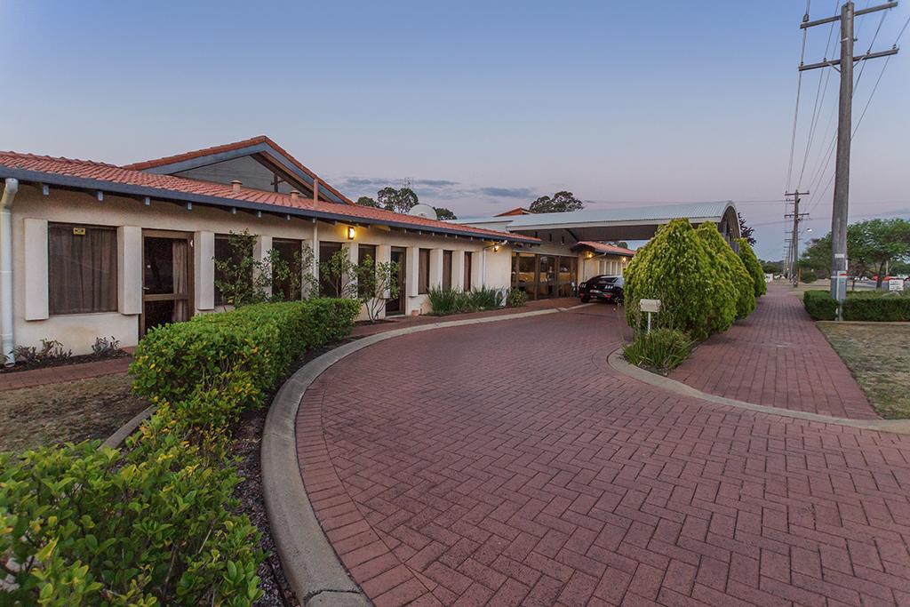 Banksia Motel Collie Екстериор снимка