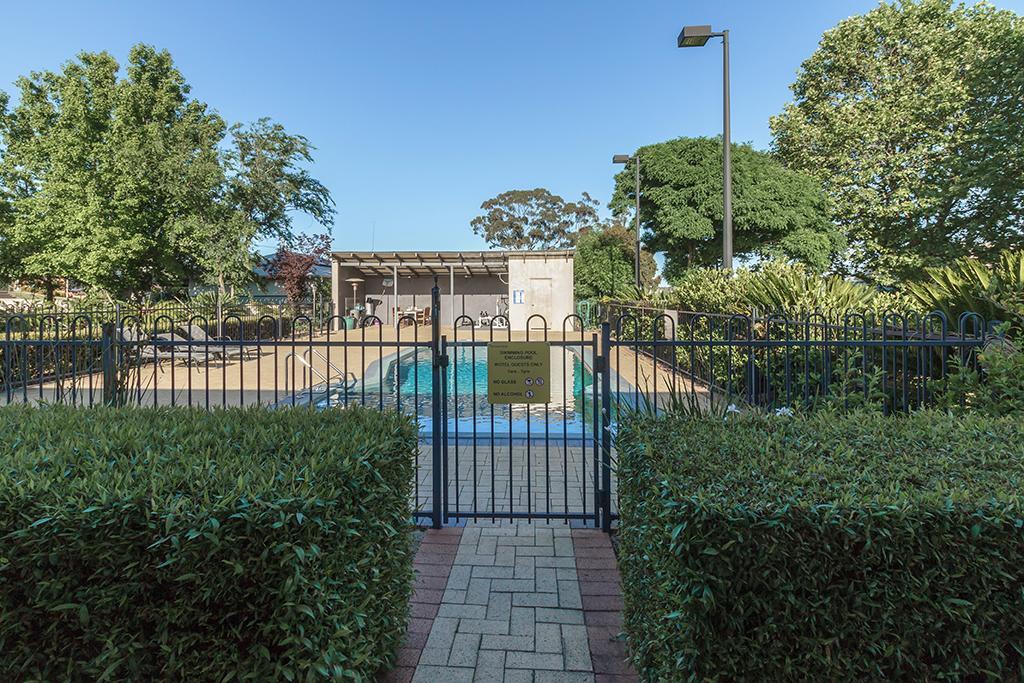 Banksia Motel Collie Екстериор снимка